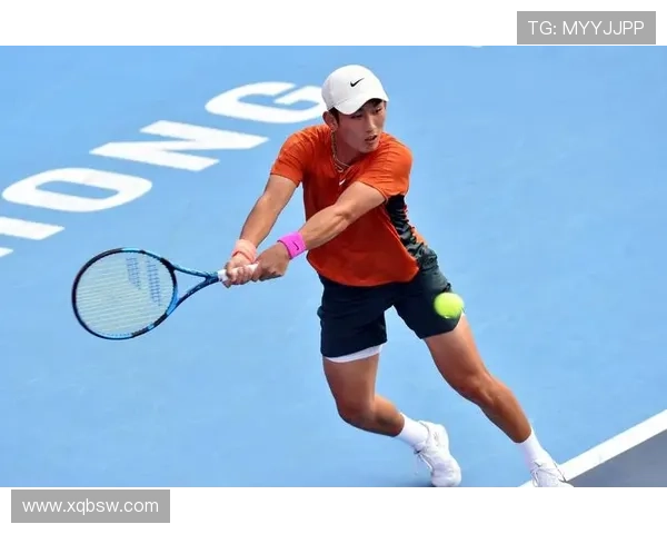 世界网球巡回赛新赛季揭幕 各大名将纷纷亮相争夺年度首冠 世界网球巡回赛新赛季揭幕 各大名将纷纷亮相争夺年度首冠