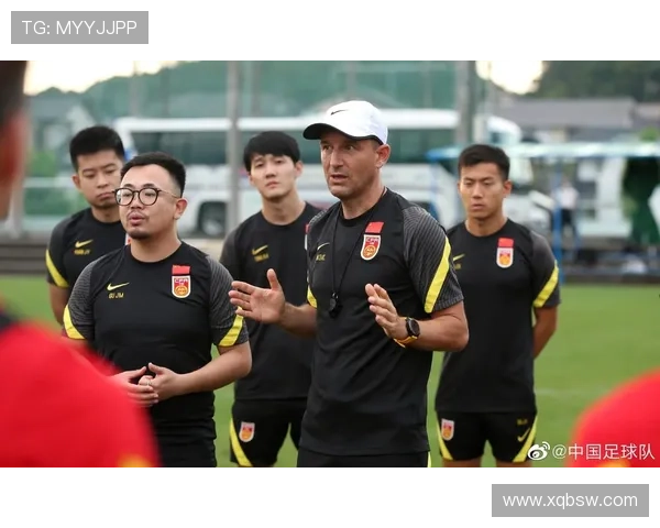 中国足球队迎战日本队 展现全新战术布局 备战亚洲杯争创佳绩 中国足球队迎战日本队 展现全新战术布局 备战亚洲杯争创佳绩