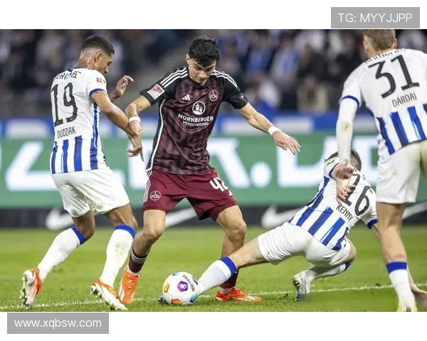 新星闪耀豪门强强对话再现足球巅峰激战成为全球关注焦点热点时刻 新星闪耀豪门强强对话再现足球巅峰激战成为全球关注焦点热点时刻